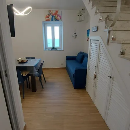 Marina House 펜션